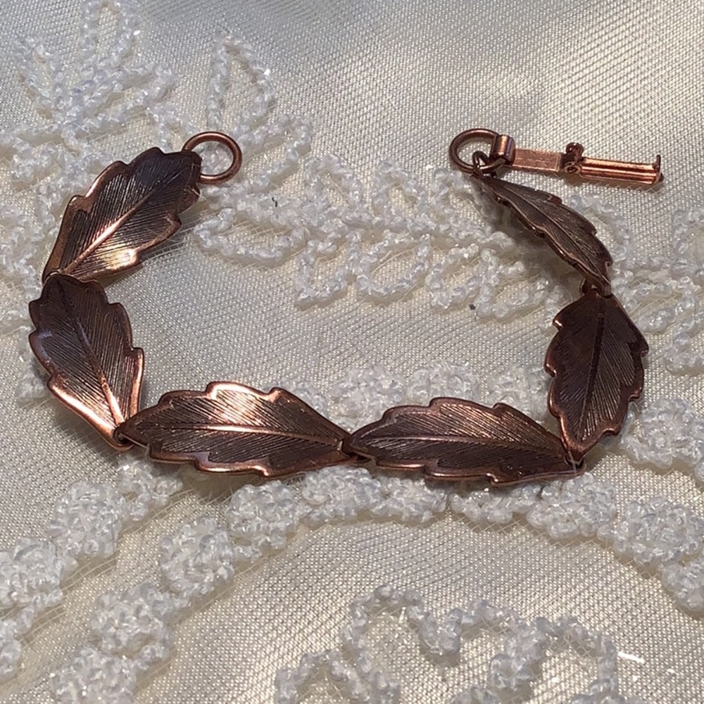 Vintage Solid Copper Detailed Leaf Link Bracelet - image 3